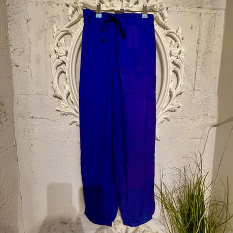Blue&Gold SpangleトリミングパンツXS