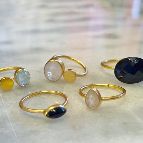 Open Ring Moon Stone/round plate