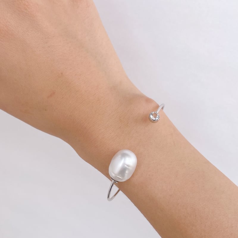 南洋バロックパールバングル | CARCAJOU online store