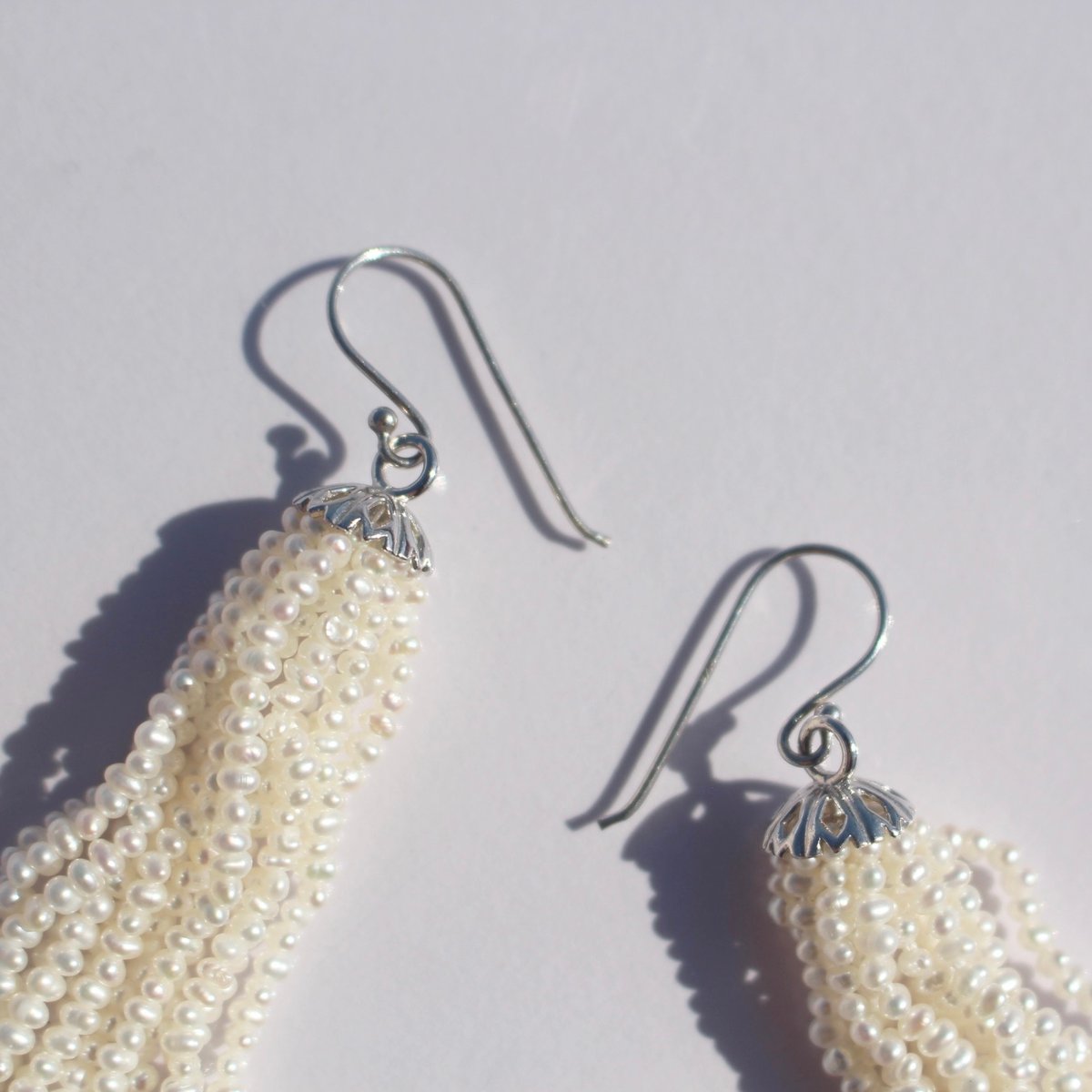 1268】パールビーズとタッセルのピアス パールタッセルピアス