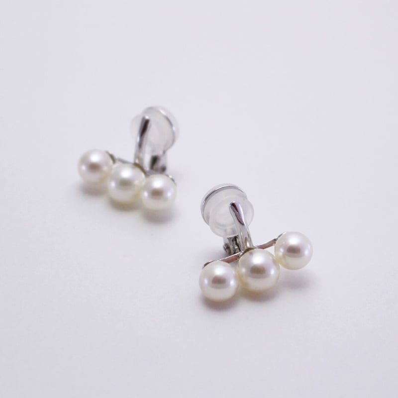 アコヤトリプルイヤリング | CARCAJOU online store