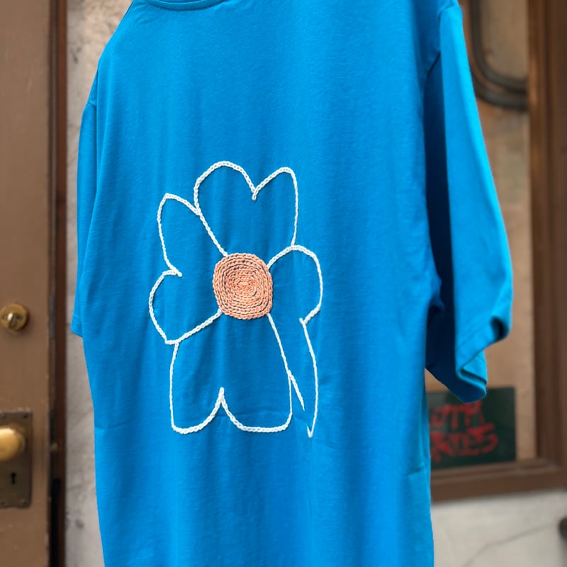 トップス Chah Chah FLOWER tee トップス Chah Chah FLOWER tee Chah Chah】