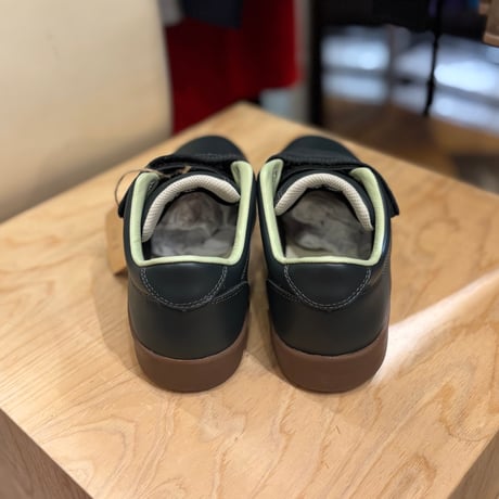 model "I (velcro)" < Deep Green Leather>【AREth】