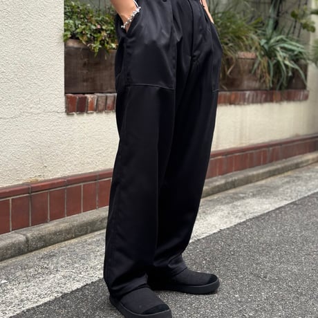ブルーナボイン | STORES
