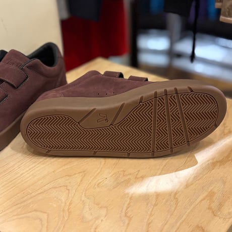 model "I (velcro)" < Dark burgundy >【AREth】
