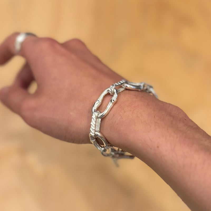 ほぼ新品　未着用　定価¥72600 シルバー　ブルーナボイン　竹虎ブレス 竹虎ブレス 【BRU NA BOINNE】 | CLOTH+CROSS