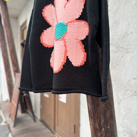 CC “FLOWER with LOVE” HAND KNIT <black>【ChahChah】