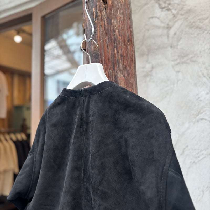 BEHATI 2号 <black>【BRU NA BOINNE】レザー/プルオーバー | CL