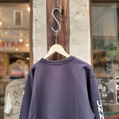 NOUN/TATE SWEAT <navy> 【Necessary or Unnecessary】