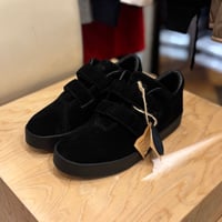 model "I (velcro)" < All black >【AREth】