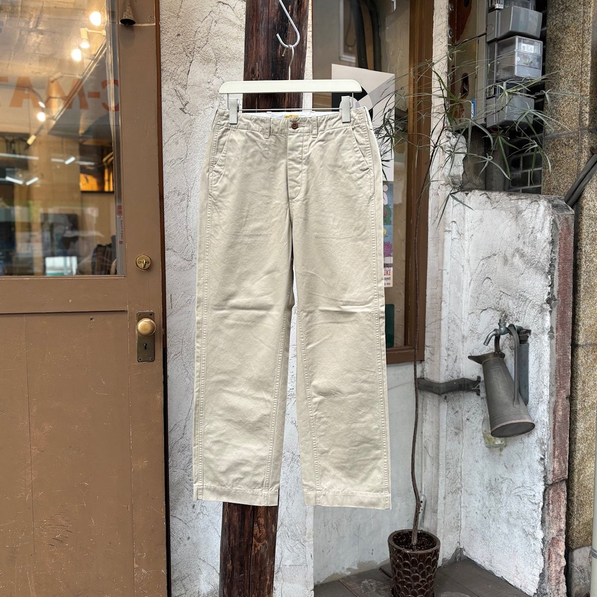 CHINOS <beige> 【THE UNION】 【THE BLUEST OVERALLS