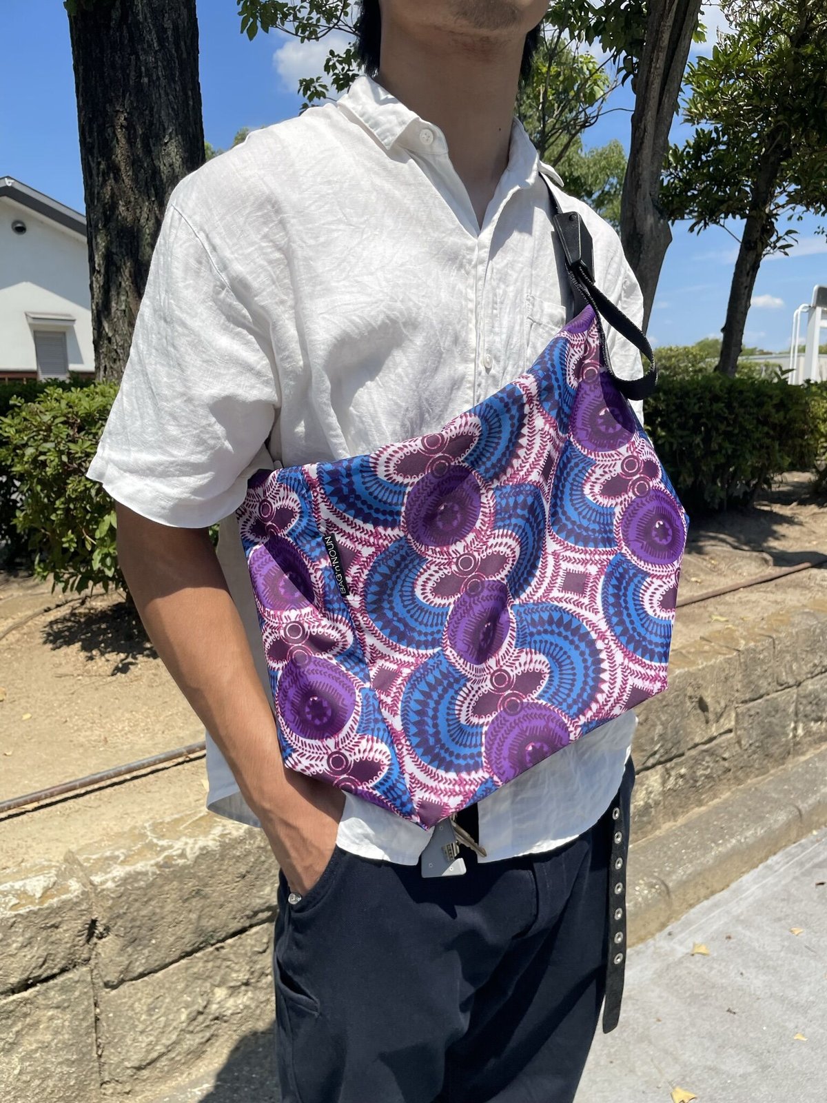 LIGHT SHOULDER 'M / AFRICA'【BAG”n“NOUN】 | CLOTH...