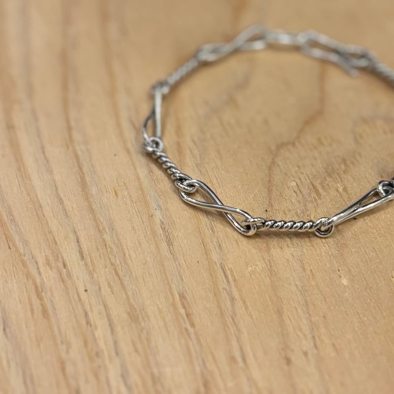 インフィニティブレス 【BRU NA BOINNE】 | CLOTH+CROSS