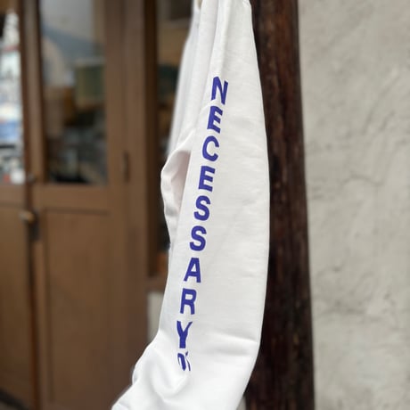 NOUN/TATE SWEAT <white> 【Necessary or Unnecessary】