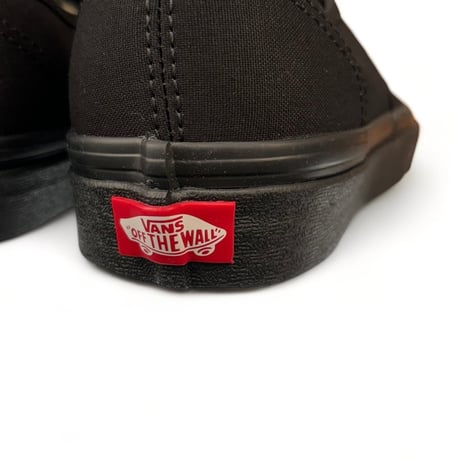 Authentic 【VANS】