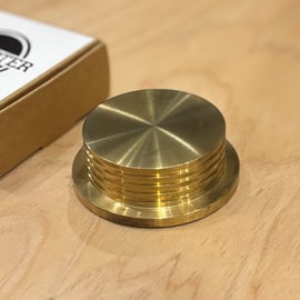 WASEDA IRON WORKS スタビライザー 手のひらに宿る音の美学 – Waseda Iron Worksのアダプター