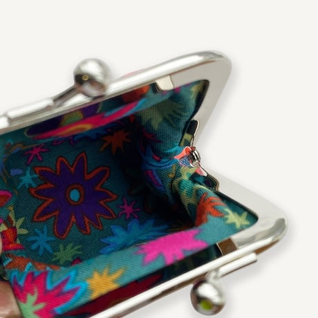 Palm pouch