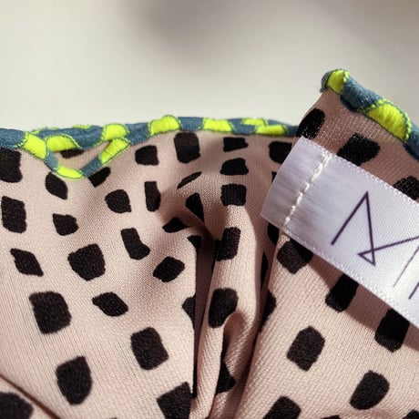 【MiKO】Big scrunchie "square polka dots"