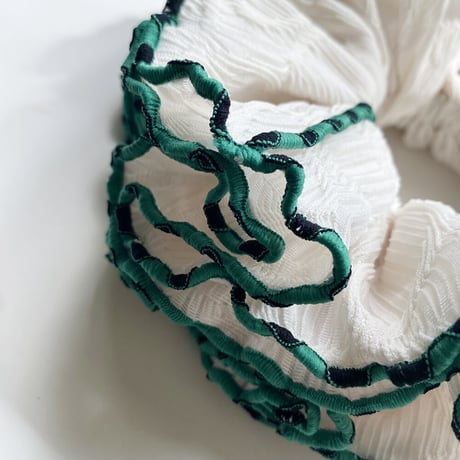 【MiKO】Big scrunchie "wave pattern/Off White"