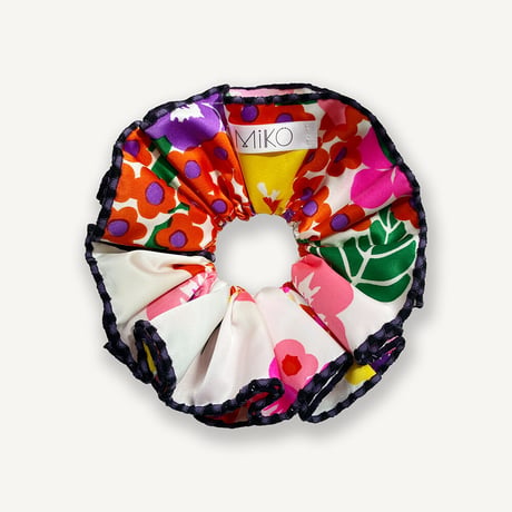 【MiKO】Big scrunchie "floral pattern"