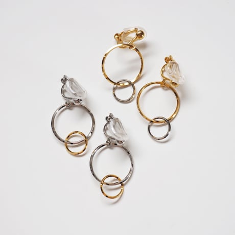 ツートンダブルリングピアス・イヤリング