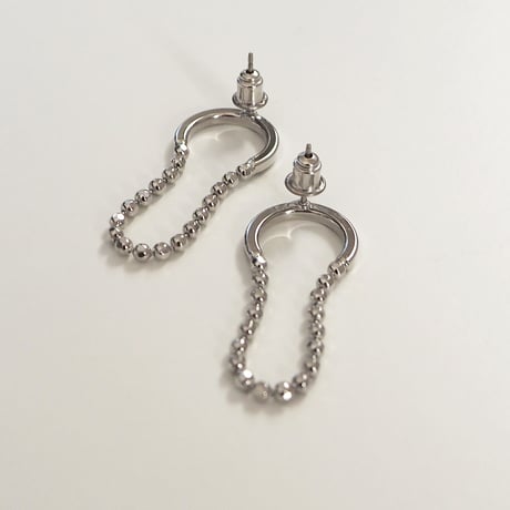 SALE ピーナツチェーンピアス・イヤリング