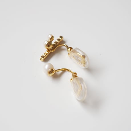 パールスワロYピアス・イヤリング