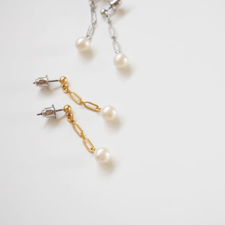 SALE ショートコネクトパールピアス・イヤリング