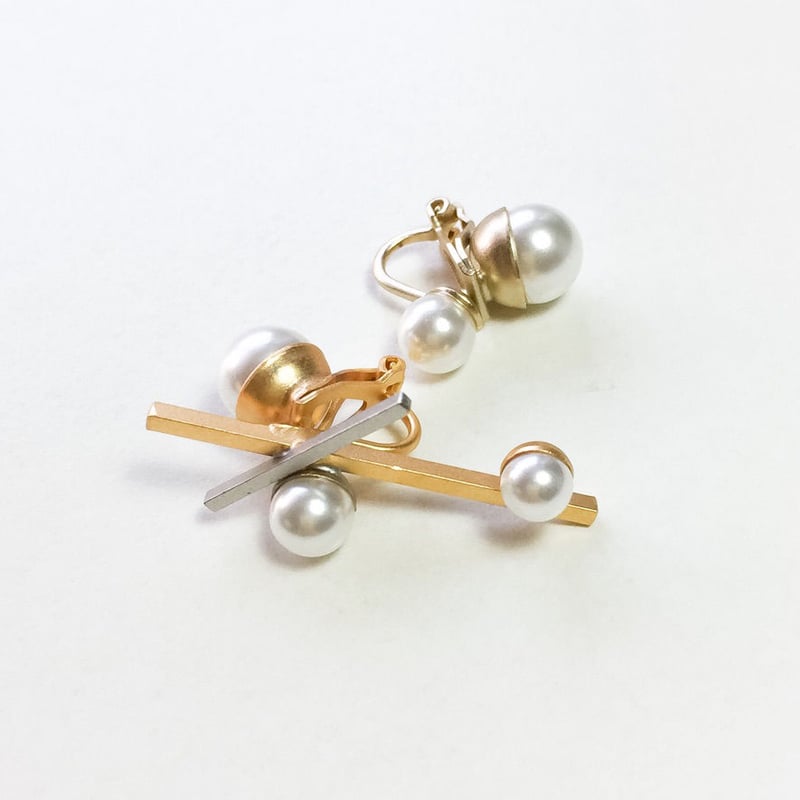 ツートンクロスパールピアス・イヤリング | Pink Owl Bijou