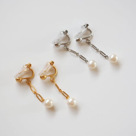 SALE ショートコネクトパールピアス・イヤリング