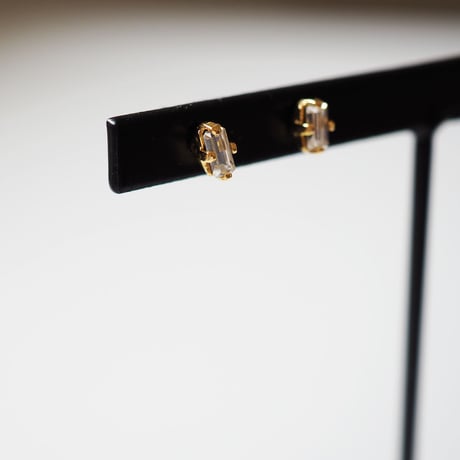 シンプル１粒ピアス・イヤリング
