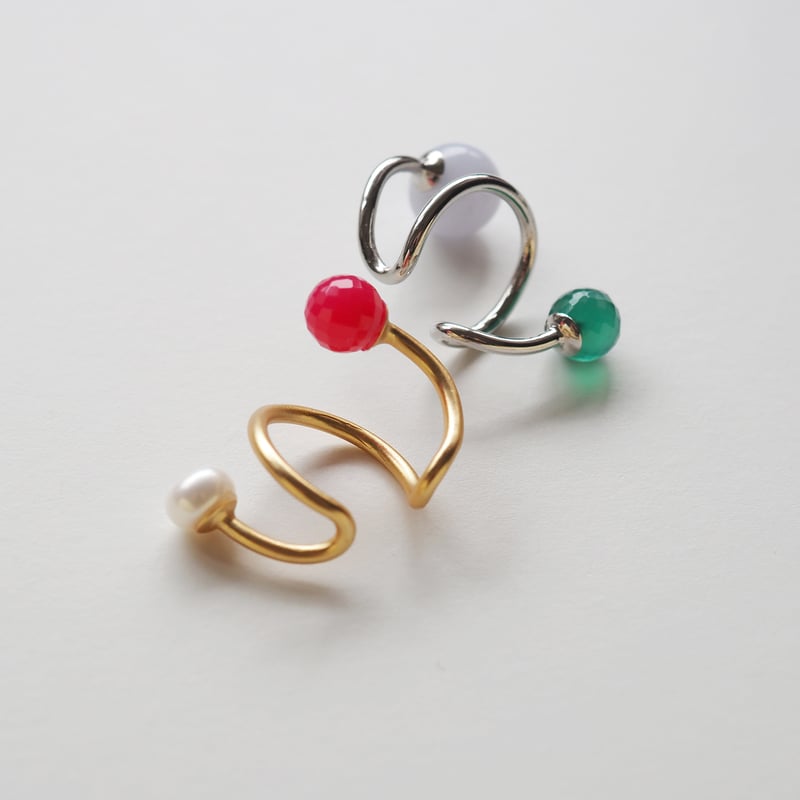 新作 金魚 ハンドメイド ピアス イヤーカフ 14 kgf天然石 バラ