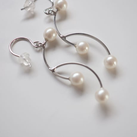 SALE フィッシュフックパールスイングピアス・イヤリング