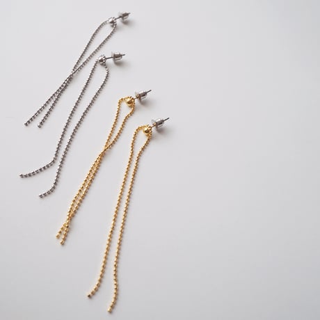 カットボールロングチェーンピアス・イヤリング
