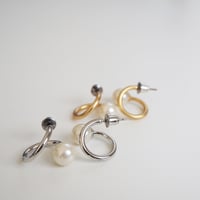 ツイストパールピアス・イヤリング