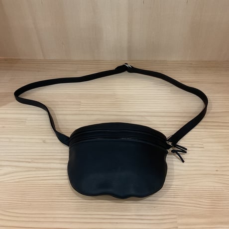 Aeta / DA112 / SHOULDER POUCH (M) (BLACK)