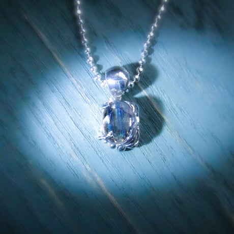 Only One Rainbow Scapolite Necklace - 心の柱-