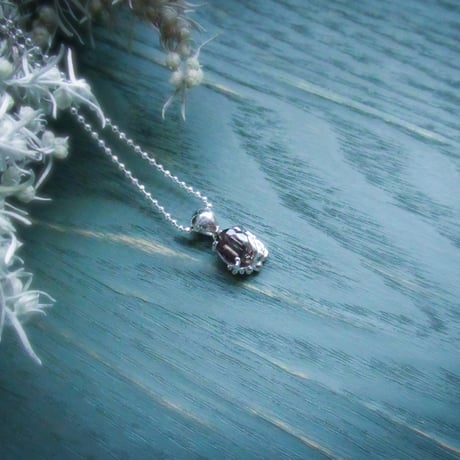 Only One Rainbow Scapolite Necklace - 心の柱-