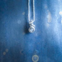 銀の滴ふるふる星の種プチネックレス-蟹座-/ロイヤルブルームーンストーン