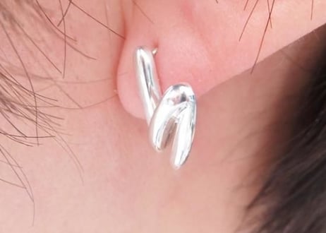 シルバー９２５ Ｎラインピアス