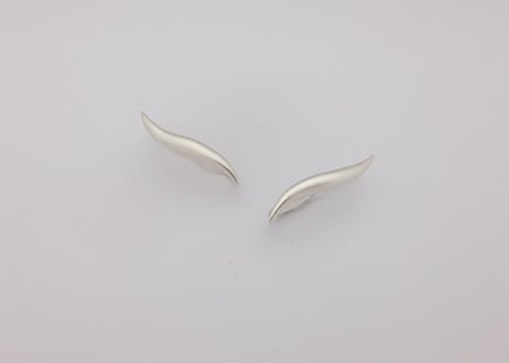 シルバー９２５ Ｓラインピアス