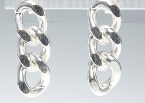 シルバー９２５ ３チェーンピアス