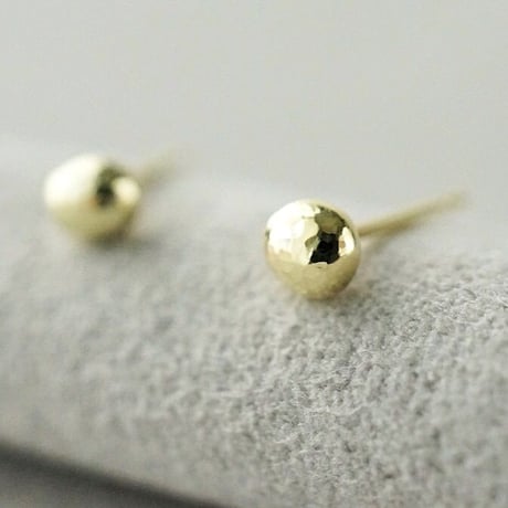K18 Tsubu Earrings/Hammered *