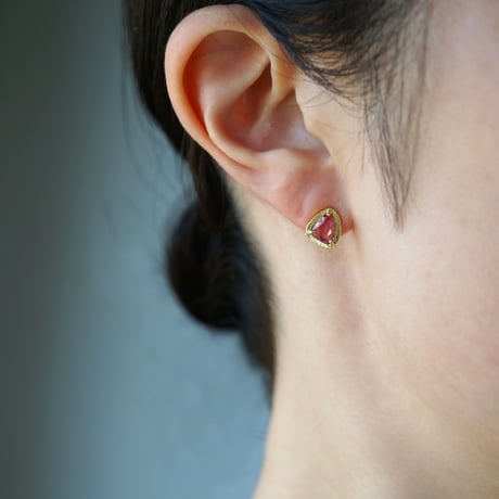 Sapphire Earrings/Stud/RedxPink *