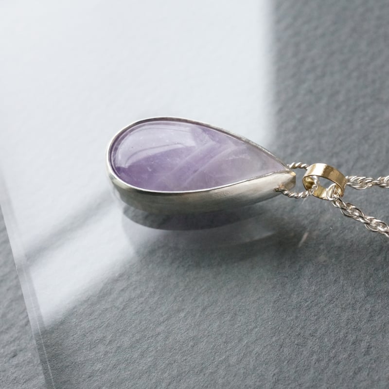 Striped Amethyst Necklace/Pear Shaped | jardim