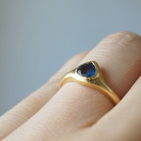 Sapphire Ring/Drop/Blue