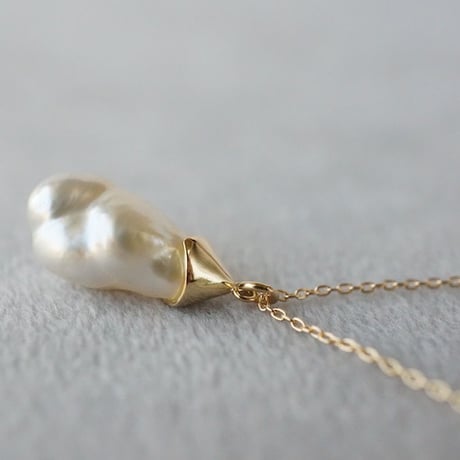 Tahitian Pearl Necklace/Cone *