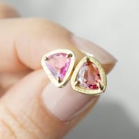 Sapphire earrings/stud/red x pink