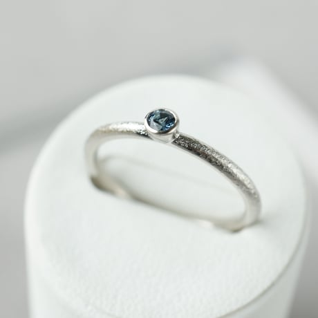 Pt900 Sapphire Ring/Round *