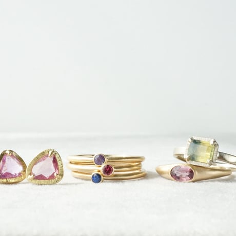 Sapphire Ring/Oval/Red